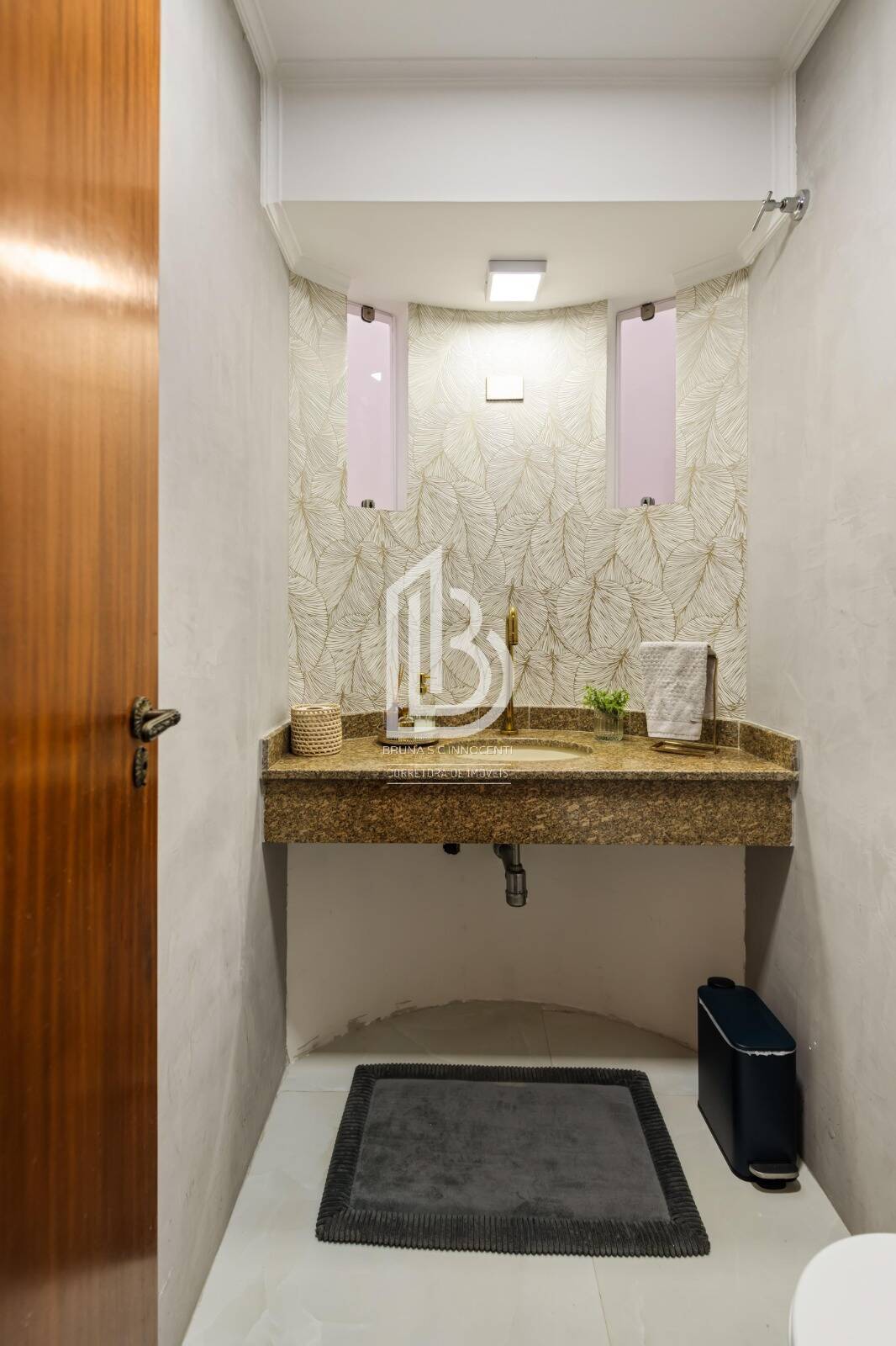 Casa à venda com 4 quartos, 250m² - Foto 8