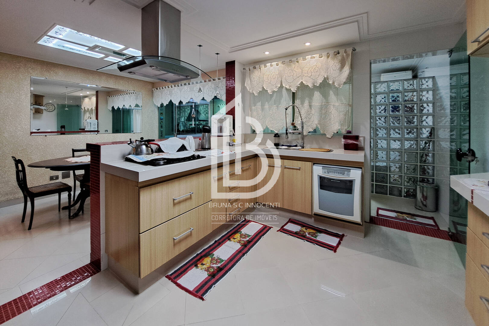 Casa, 3 quartos, 320 m² - Foto 2