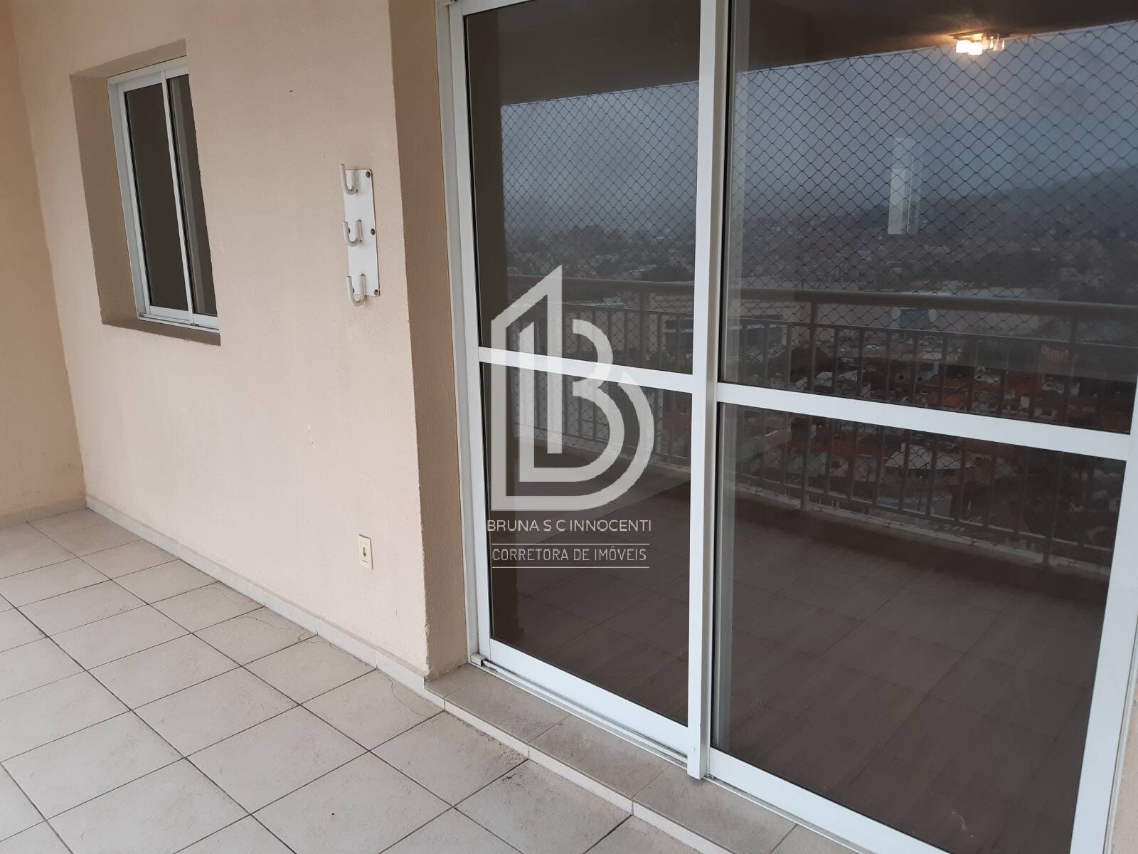 Apartamento para alugar com 3 quartos, 104m² - Foto 8
