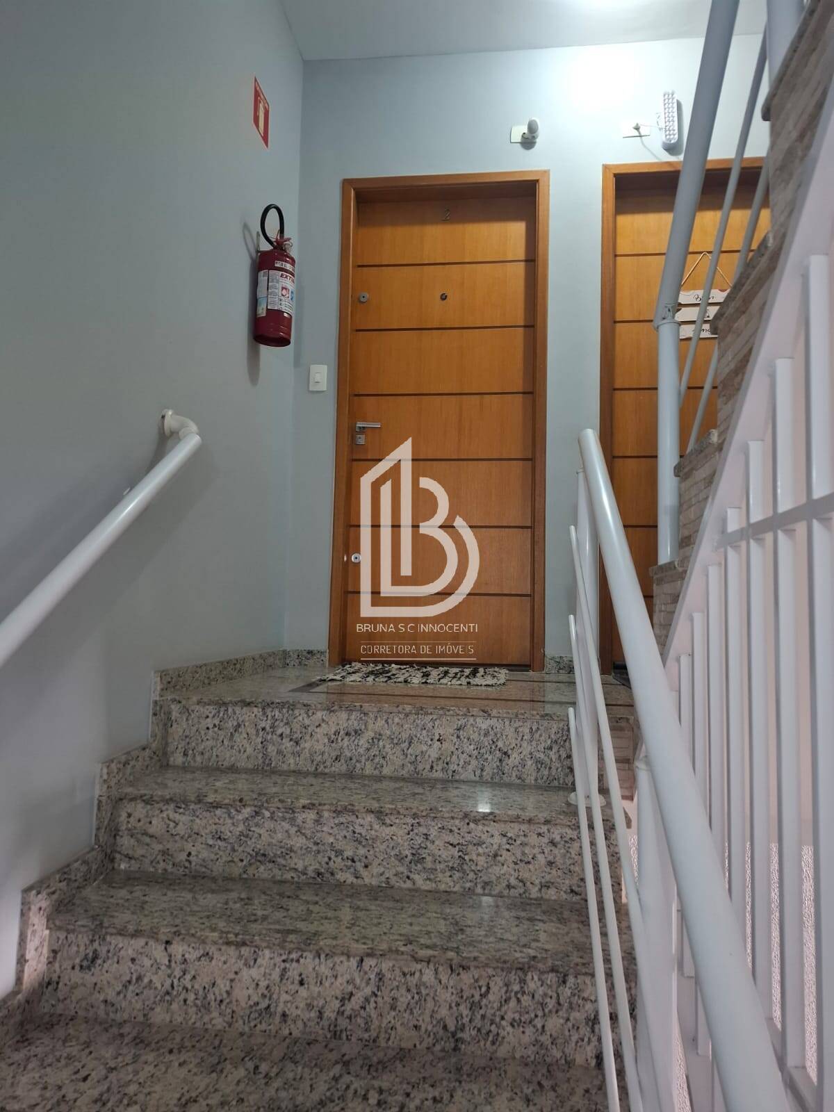 Apartamento à venda com 2 quartos, 90m² - Foto 18