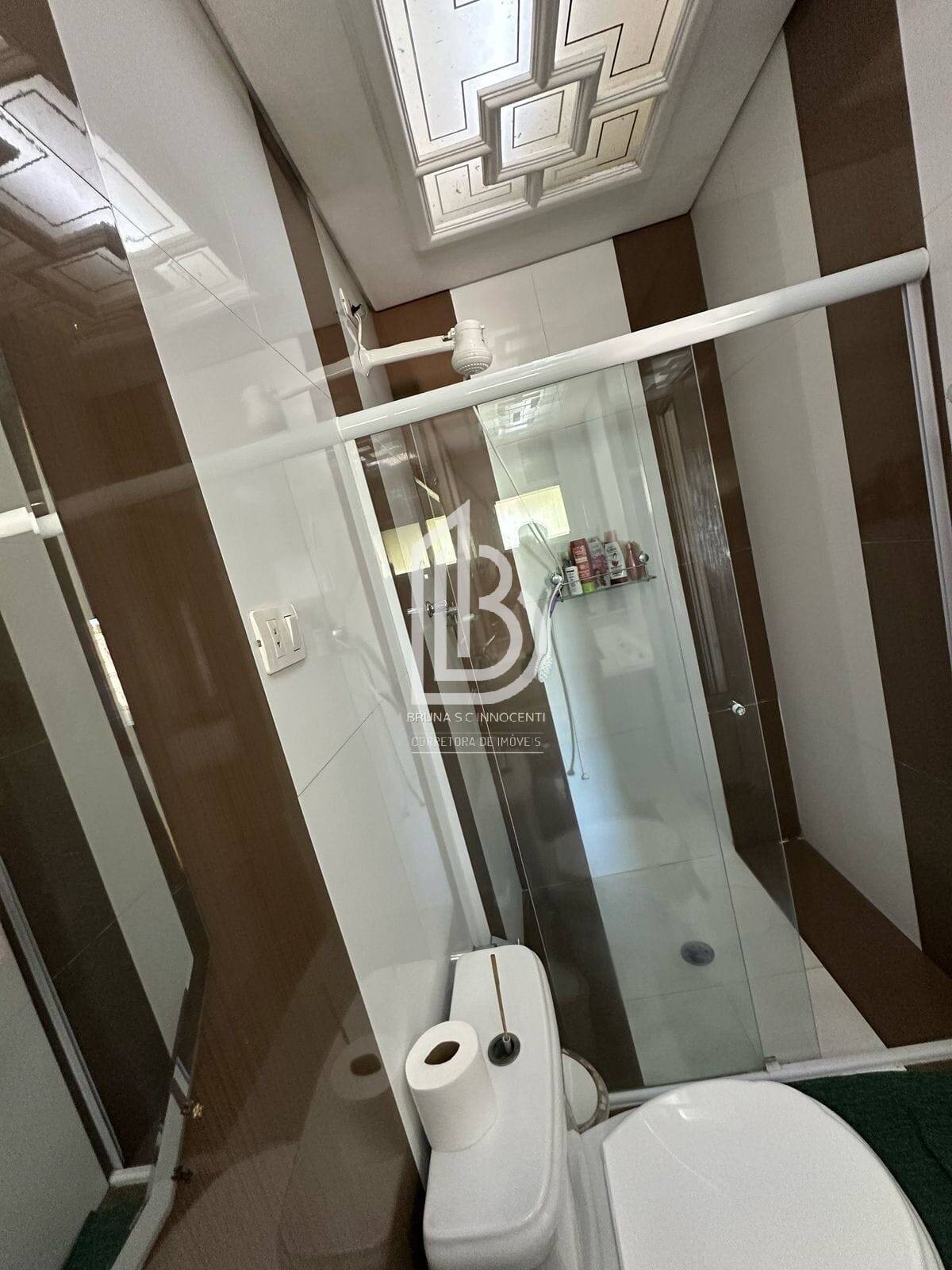 Casa à venda e aluguel com 5 quartos, 165m² - Foto 12