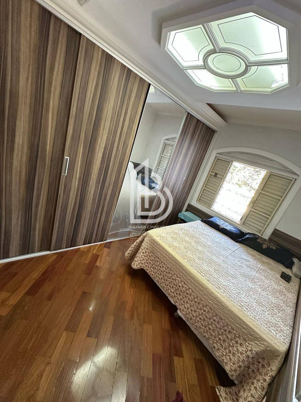 Casa à venda e aluguel com 5 quartos, 165m² - Foto 14