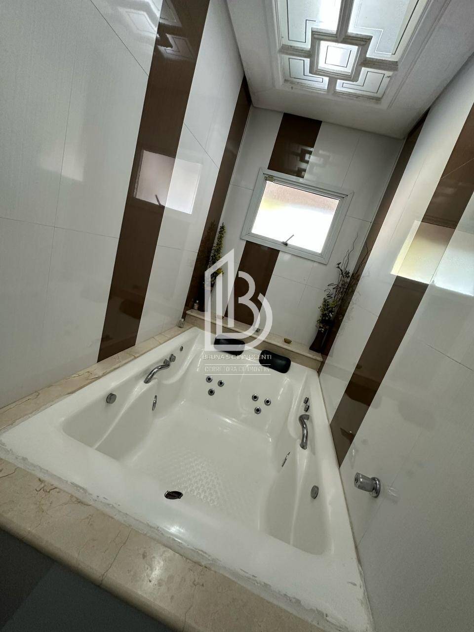 Casa à venda e aluguel com 5 quartos, 165m² - Foto 21