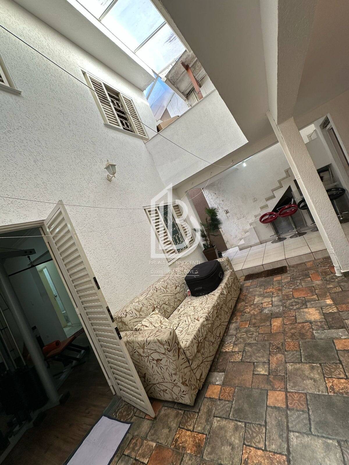 Casa à venda e aluguel com 5 quartos, 165m² - Foto 26