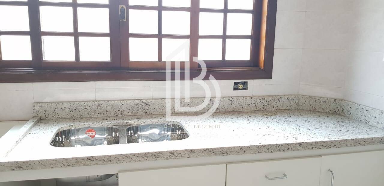 Casa, 4 quartos, 250 m² - Foto 13