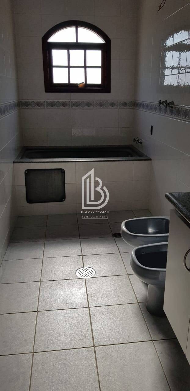 Casa, 4 quartos, 250 m² - Foto 24