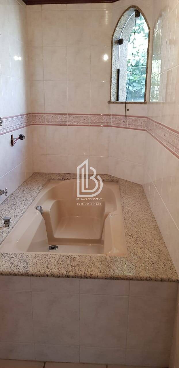 Casa, 4 quartos, 250 m² - Foto 2