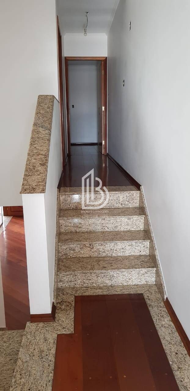 Casa, 4 quartos, 250 m² - Foto 8