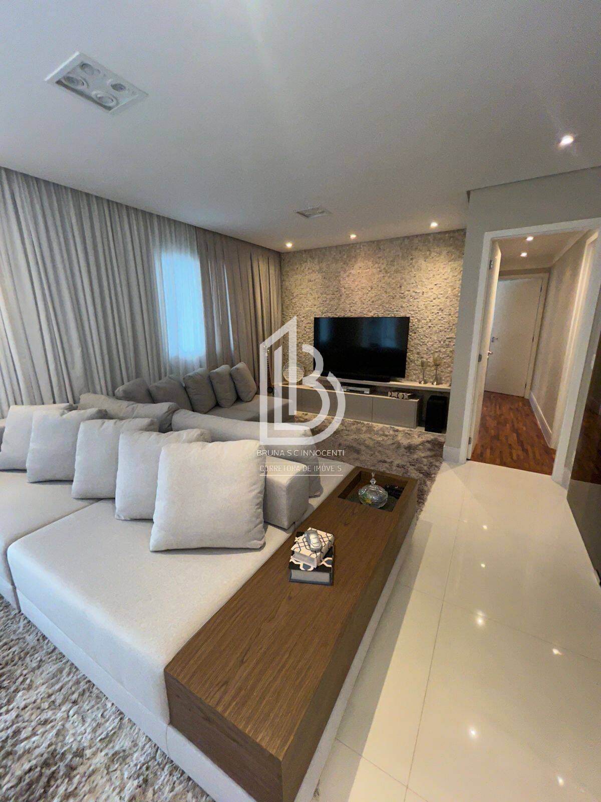 Apartamento, 3 quartos, 156 m² - Foto 4