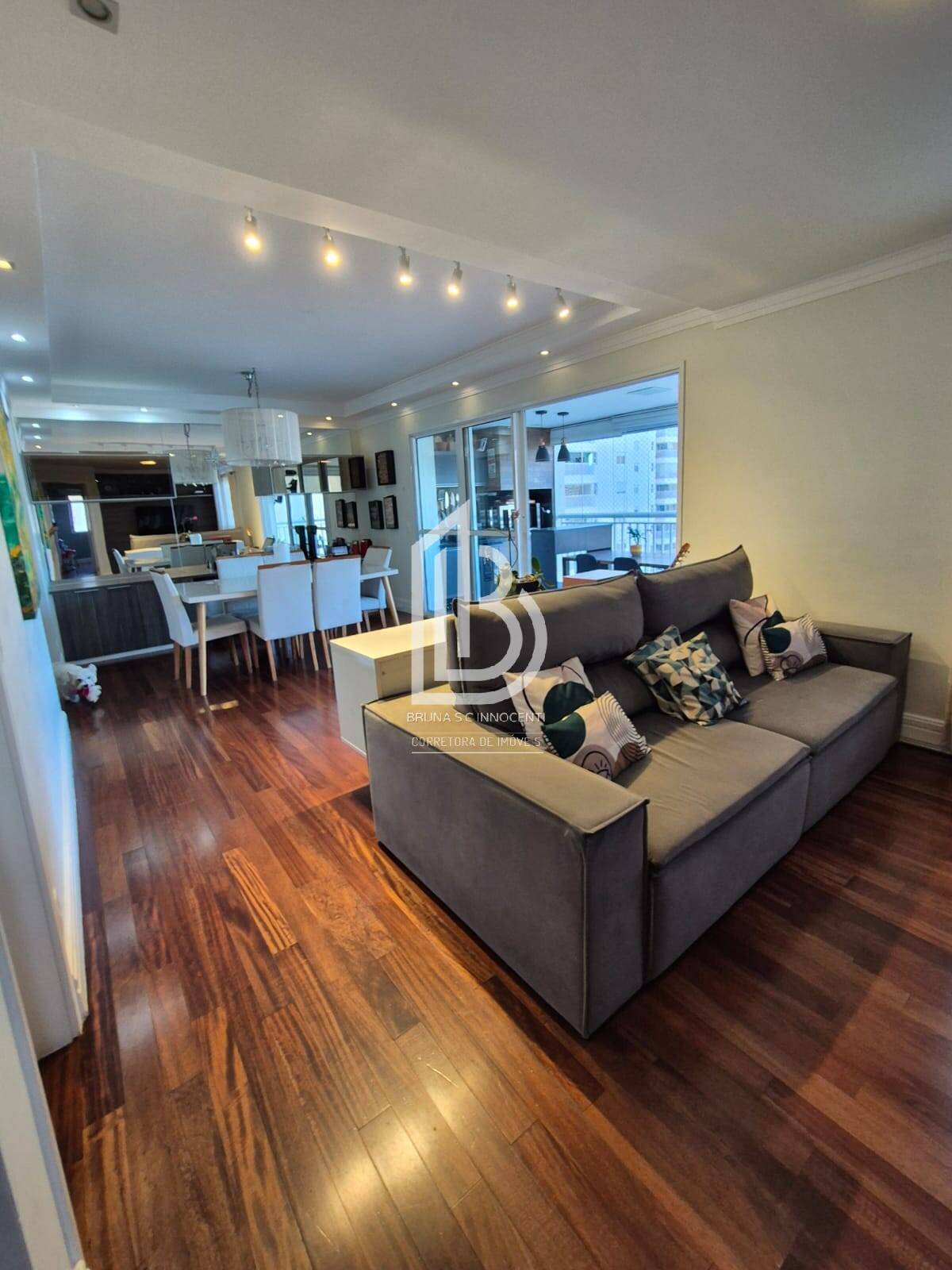 Apartamento, 3 quartos, 124 m² - Foto 1