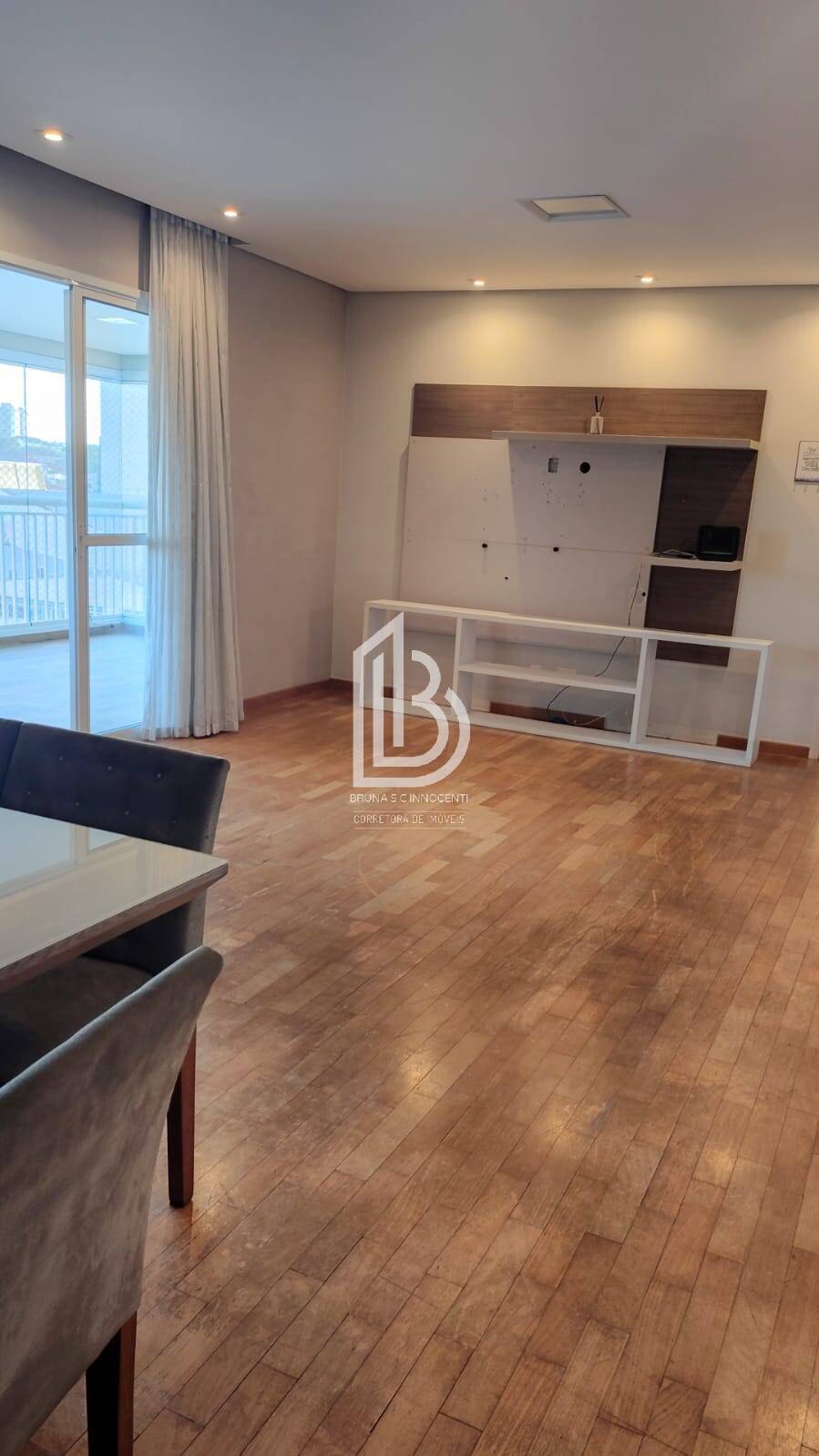 Apartamento, 3 quartos, 156 m² - Foto 1