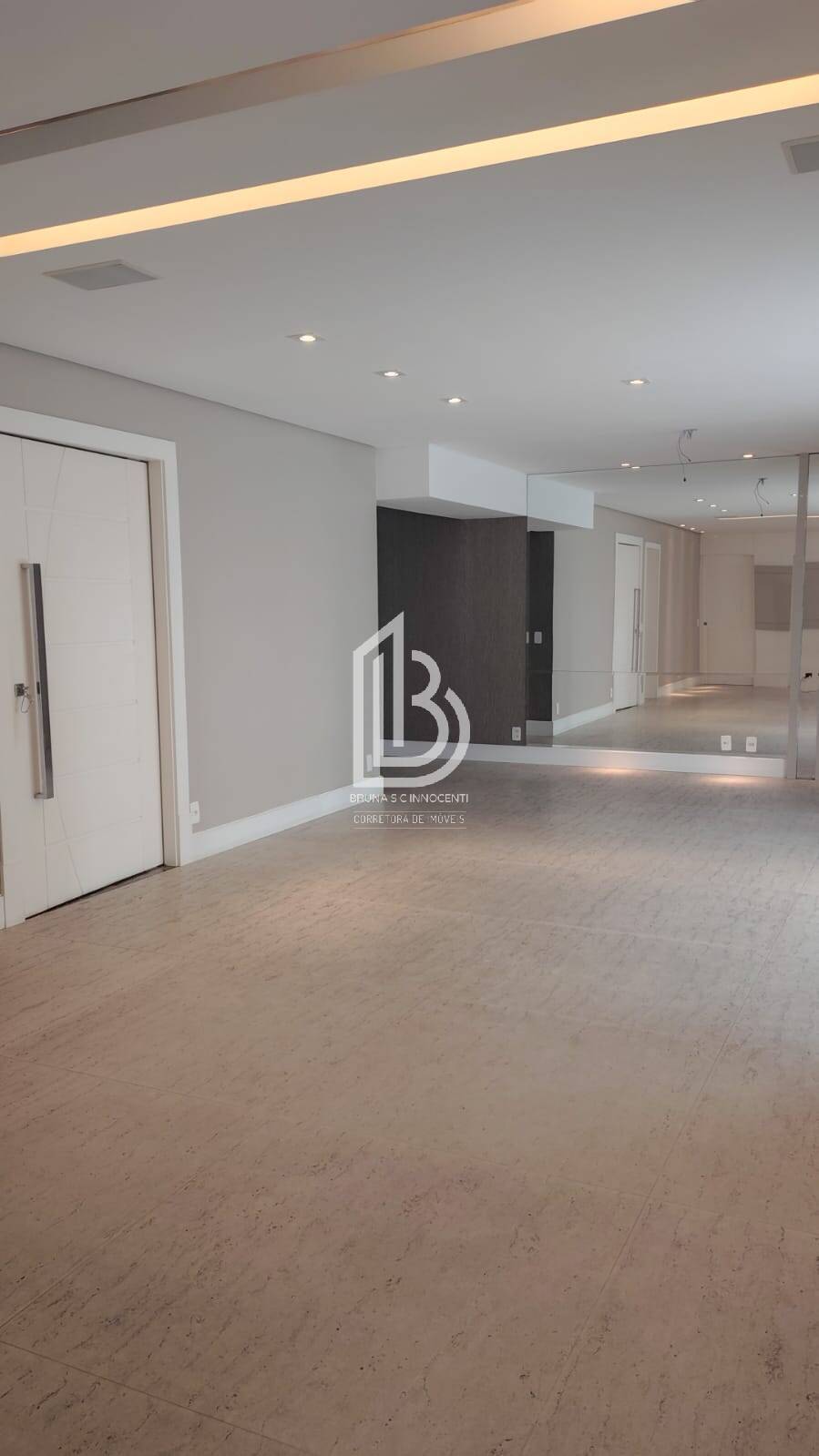 Apartamento, 3 quartos, 156 m² - Foto 2